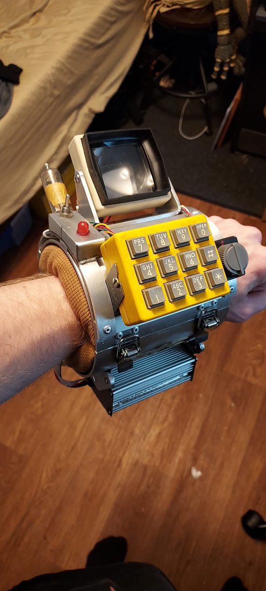 ☢️Fallout Films tweet media