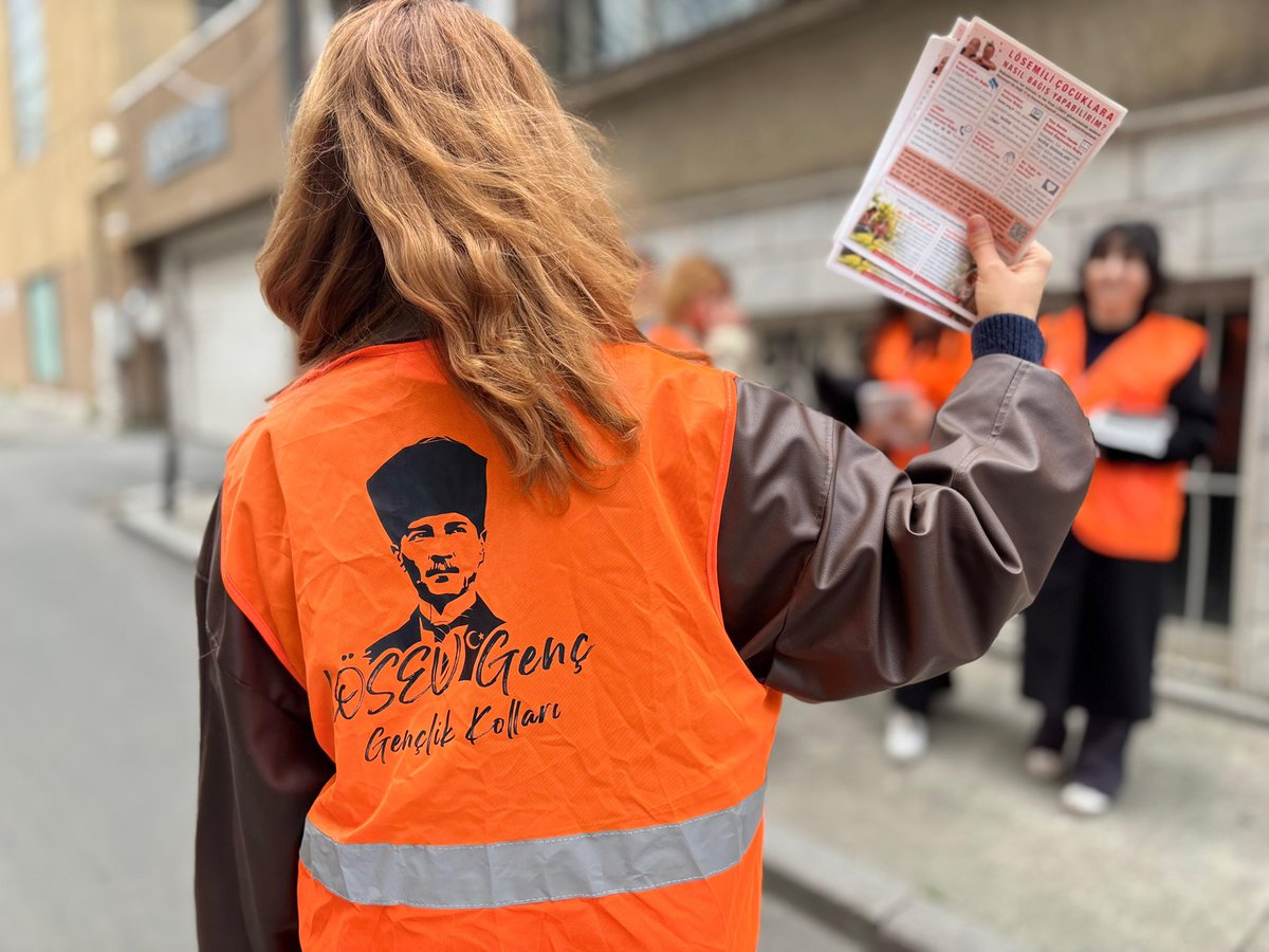 LÖSEV Gençlik Kolları kardeşleri için Türkiye’nin dört bir yanında🥰

#ÖnceÇocuklarİyileşsin

<a href="/ustunezer/">Dr. Üstün EZER</a> 
<a href="/losev1998/">LÖSEV</a>