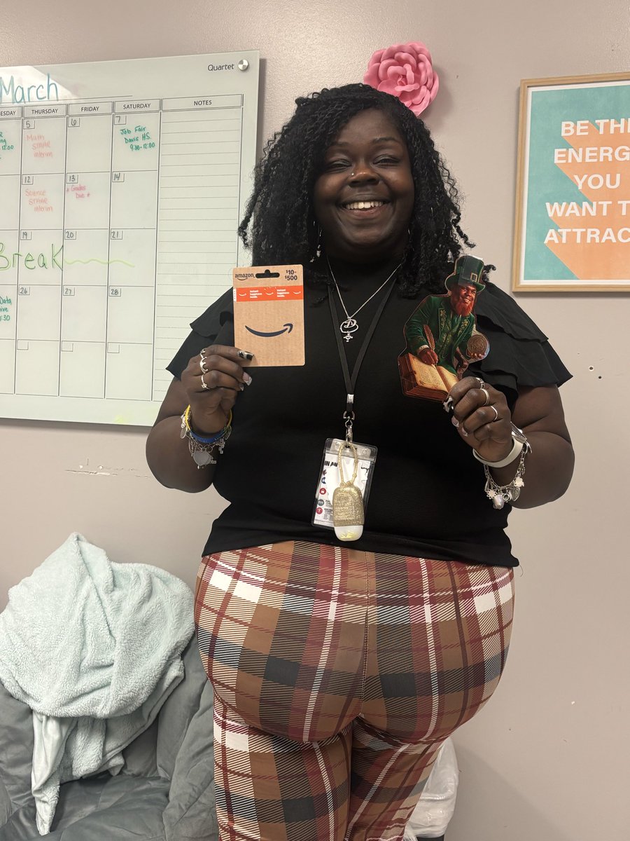 MacKenzie Robbins tweet media