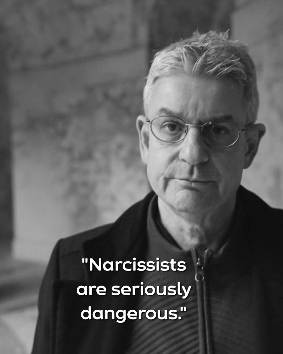 Narcissist's Playbook tweet media