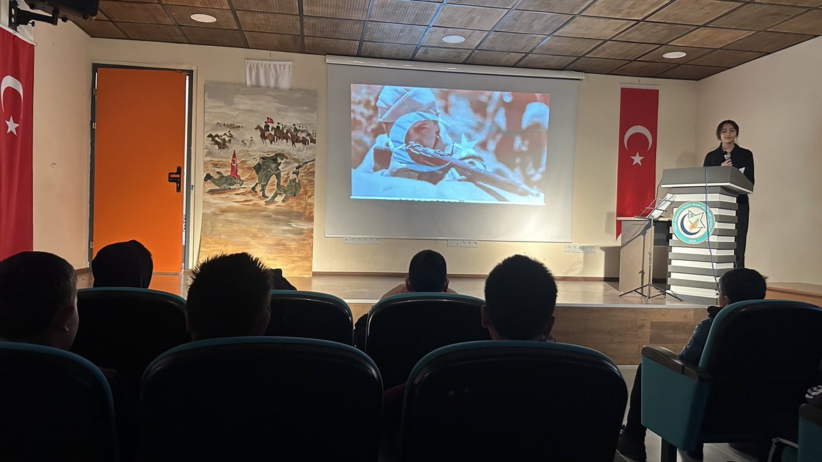 Taviho42's tweet photo. “Çanakkale Şehitlerimizi” rahmet, minnet ve şükranla anıyoruz. 🇹🇷
Aynı ruh, farklı bedenlerde yaşamaya devam ediyor…

@gokhanmurat1
@samisagdic
@servetal61
@mahmutzengin2

#ÇanakkaleGeçilmez #ŞehitlerimiziAnıyoruz #SelçukluİlçeMEM #KonyaMEM #BizimOkulumuz #KonyaMedeniyetOkulu https://t.co/jgZcxRqoRh
