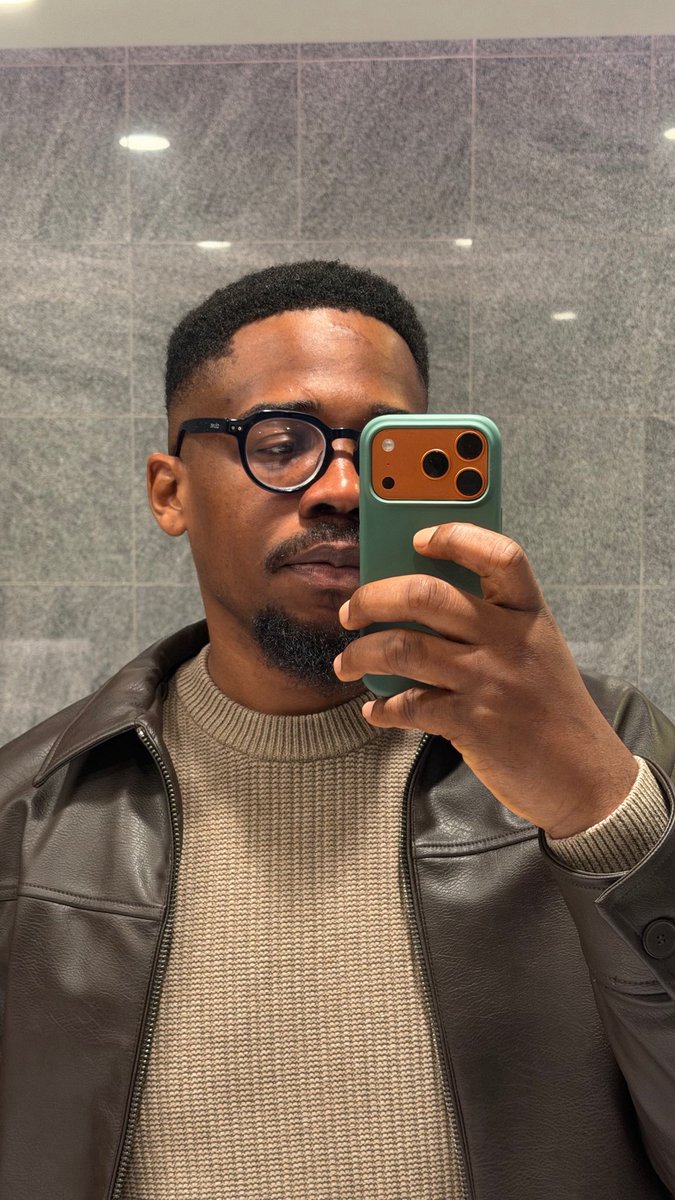 Shadowthrone tweet media