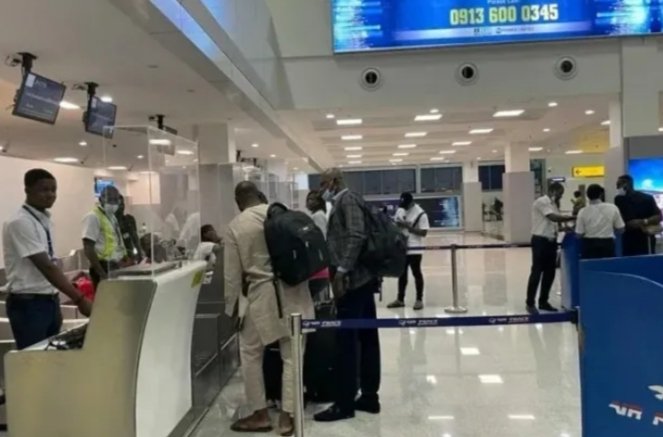 Rising aviation fuel costs may push up airfares

🗞️  Stay Ahead, read the full story here -
dailytech.ng/2026/03/13/ris…