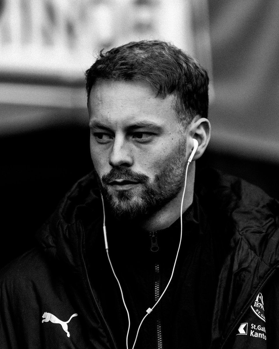 FCSG_1879's tweet photo. 𝐙𝐮𝐡𝐚𝐮𝐬𝐞 🤩
#FCSG #GrüewissImHerz #FCSGLUG https://t.co/SmoL61jsxQ