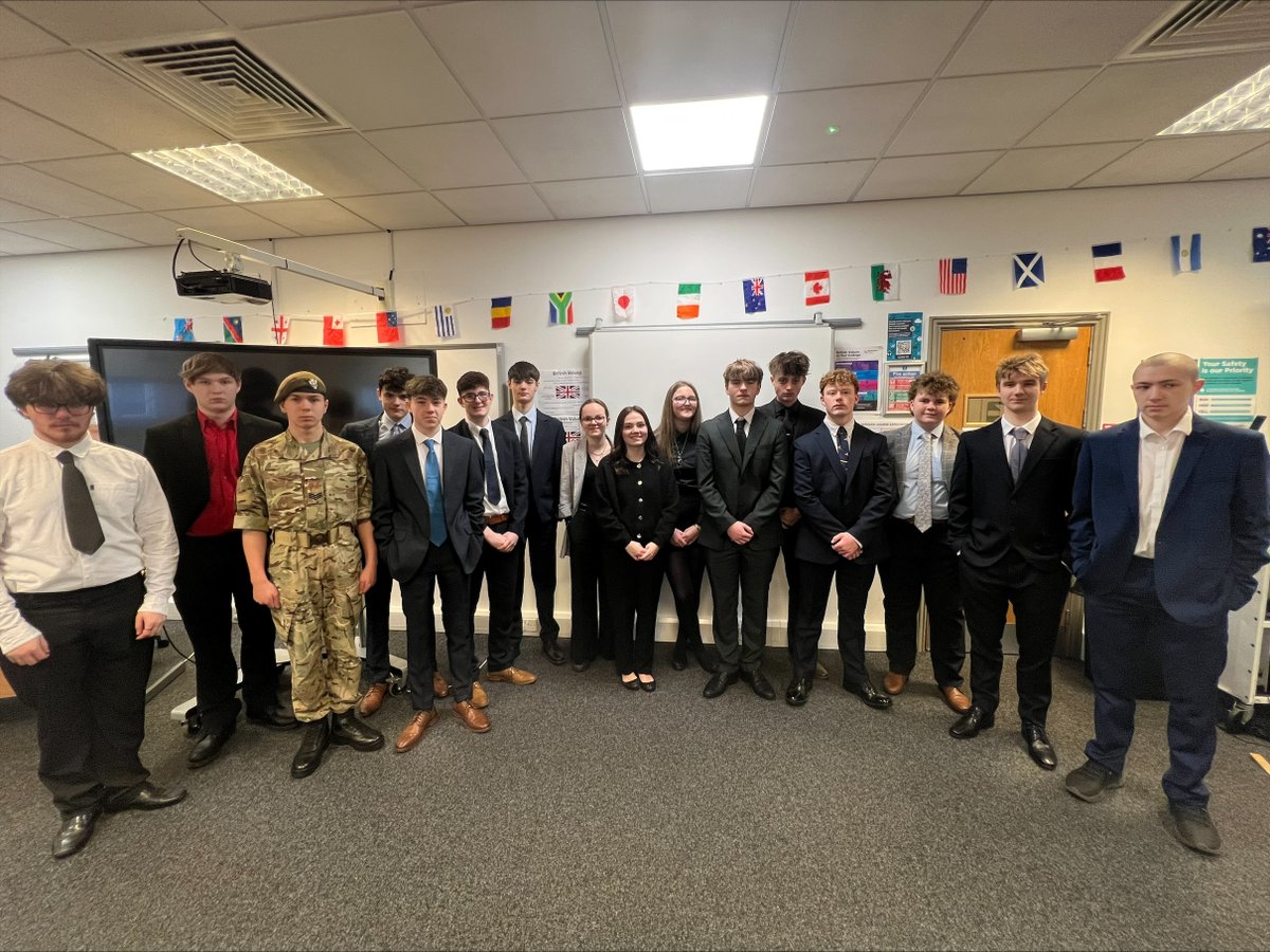 North Notts College tweet media