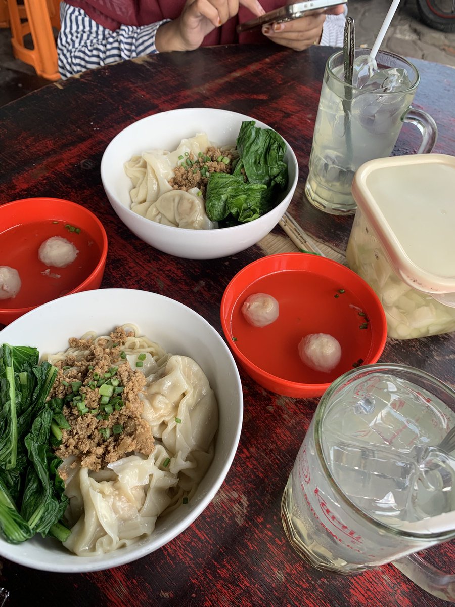 happy, rich, healty tweet media