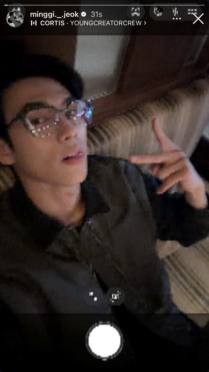 우린 영크크 😜

#홍민기 #ฮงมินกิ #HongMinGi