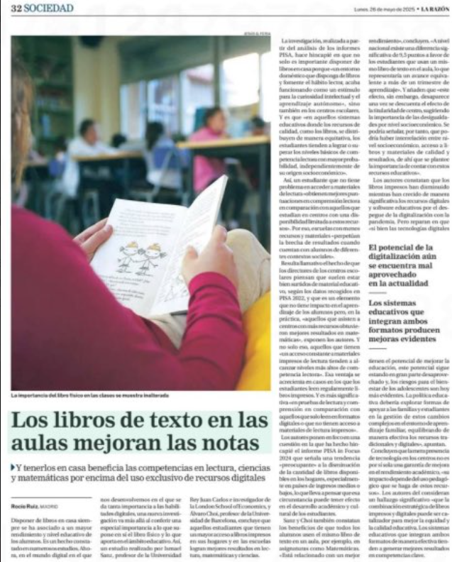 Smartickmetodo's tweet photo. "Tener libros en casa" mejora las notas en PISA, podemos leer. Pongamos a prueba nuestro pensamiento crítico. ¿Tenerlos y ya? ¿Ordenados por colores? ¿Libros de cualquier temática? ¿Leídos, no leídos? ¿Qué denota tener libros? En fin. Por eso, #SmartickThinking https://t.co/DoK8Ijivlv