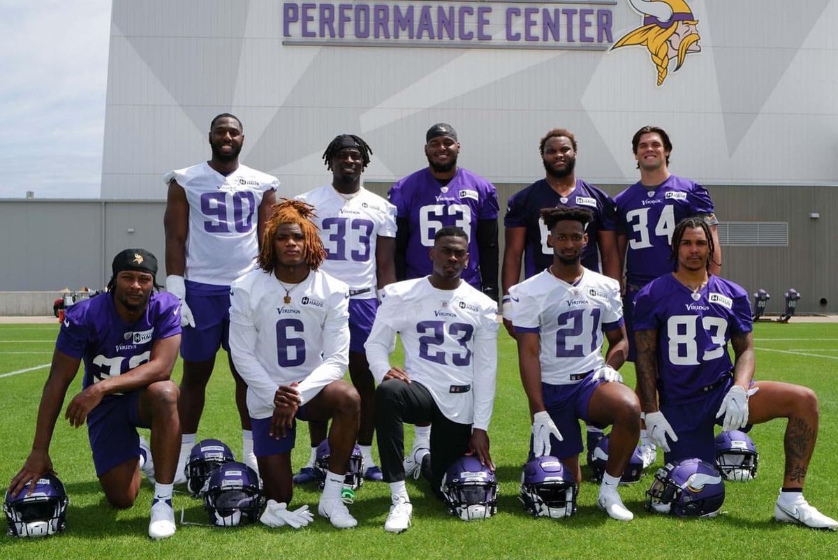 VikingzFanPage tweet media