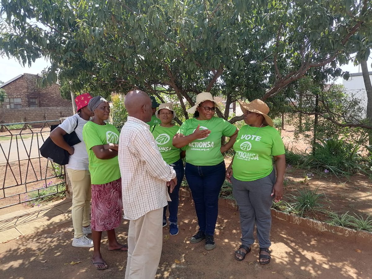 TshwaneActionsa's tweet photo. 💚 Soshanguve💚
People will feel safe in their homes, knowing that the root causes of crime are addressed and that the South African Police Service is capable of protecting them. Everyone will be treated equally before the law, and crimes will be prosecuted fairly.
#ActAsOne https://t.co/85KUOt6VhA
