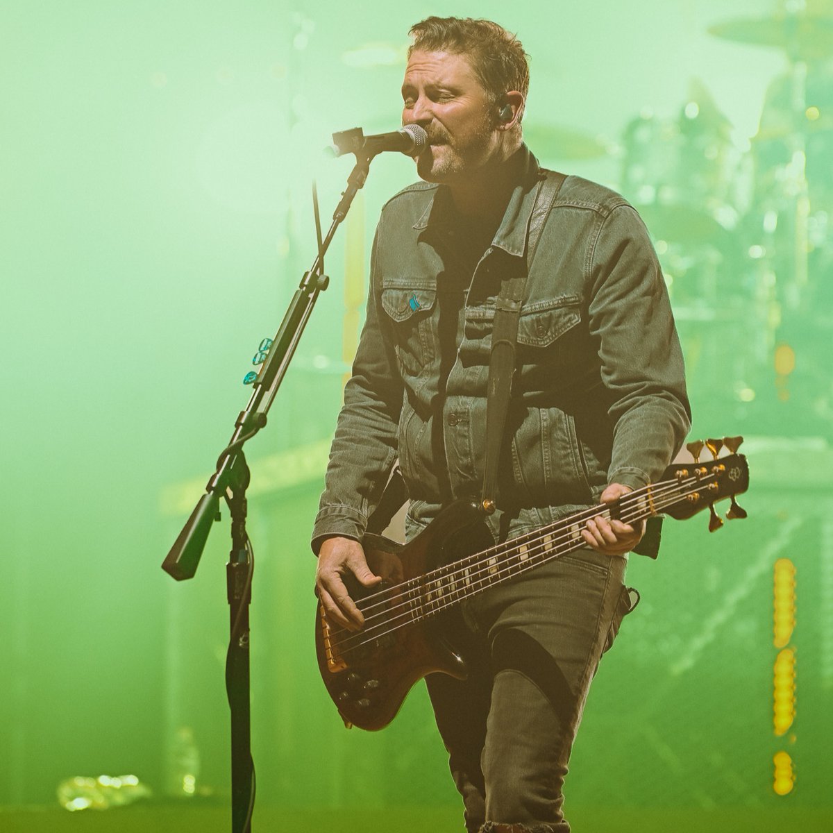 THEORY OF A DEADMAN tweet media