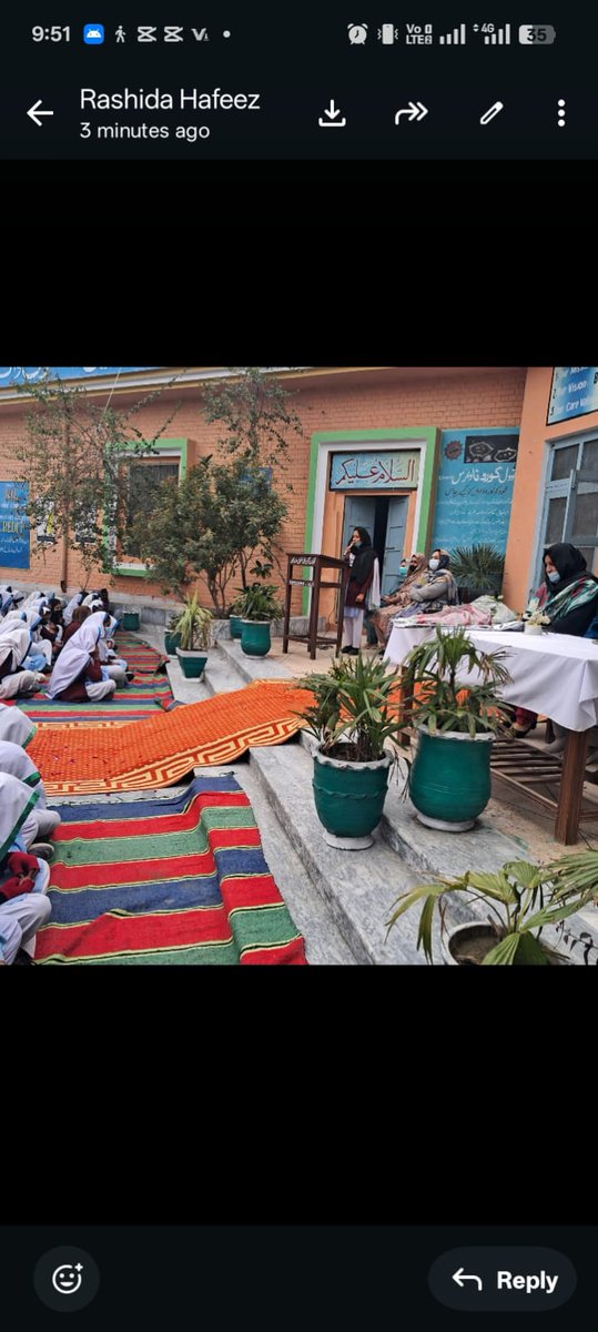 گورنمنٹ گرلز ہائی اسکول واں بھچراں، میانوالی میں سولر سسٹم کی تنصیب سے توانائی کی بچت کے ساتھ ماحول دوست تعلیمی ماحول یقینی بنایا جا رہا ہے۔ صوبہ بھر کے تعلیمی اداروں کو بتدریج وسائل کے مؤثر استعمال کی جانب منتقل کیا جا رہا ہے۔
#سرکاری_سکول_معیاری_سکول