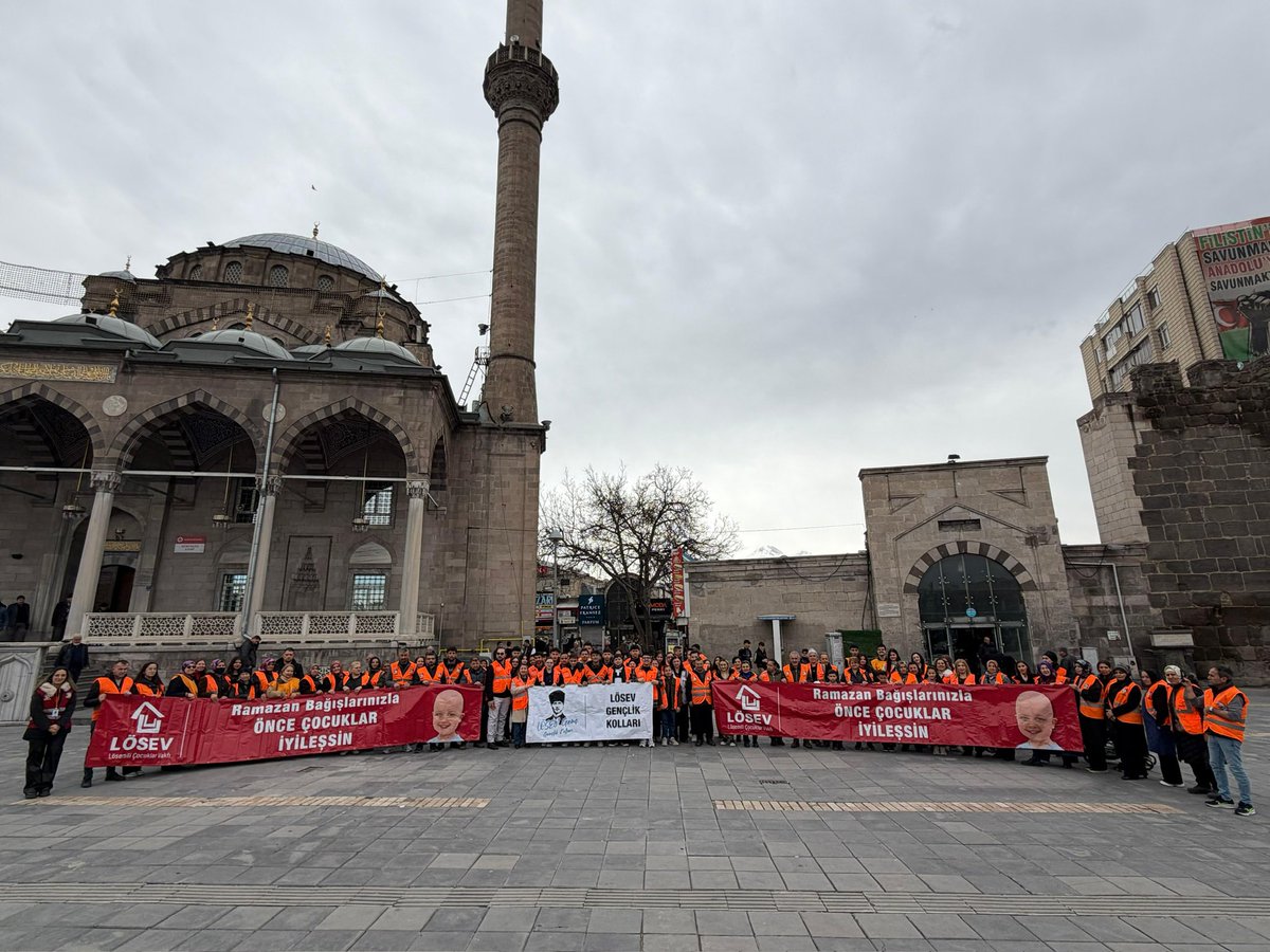 Sizlere Kayseri’den sesleniyoruz
Ramazan bağışlarınızla 
<a href="/losev1998/">LÖSEV</a> 
#ÖnceÇocuklarİyileşsin