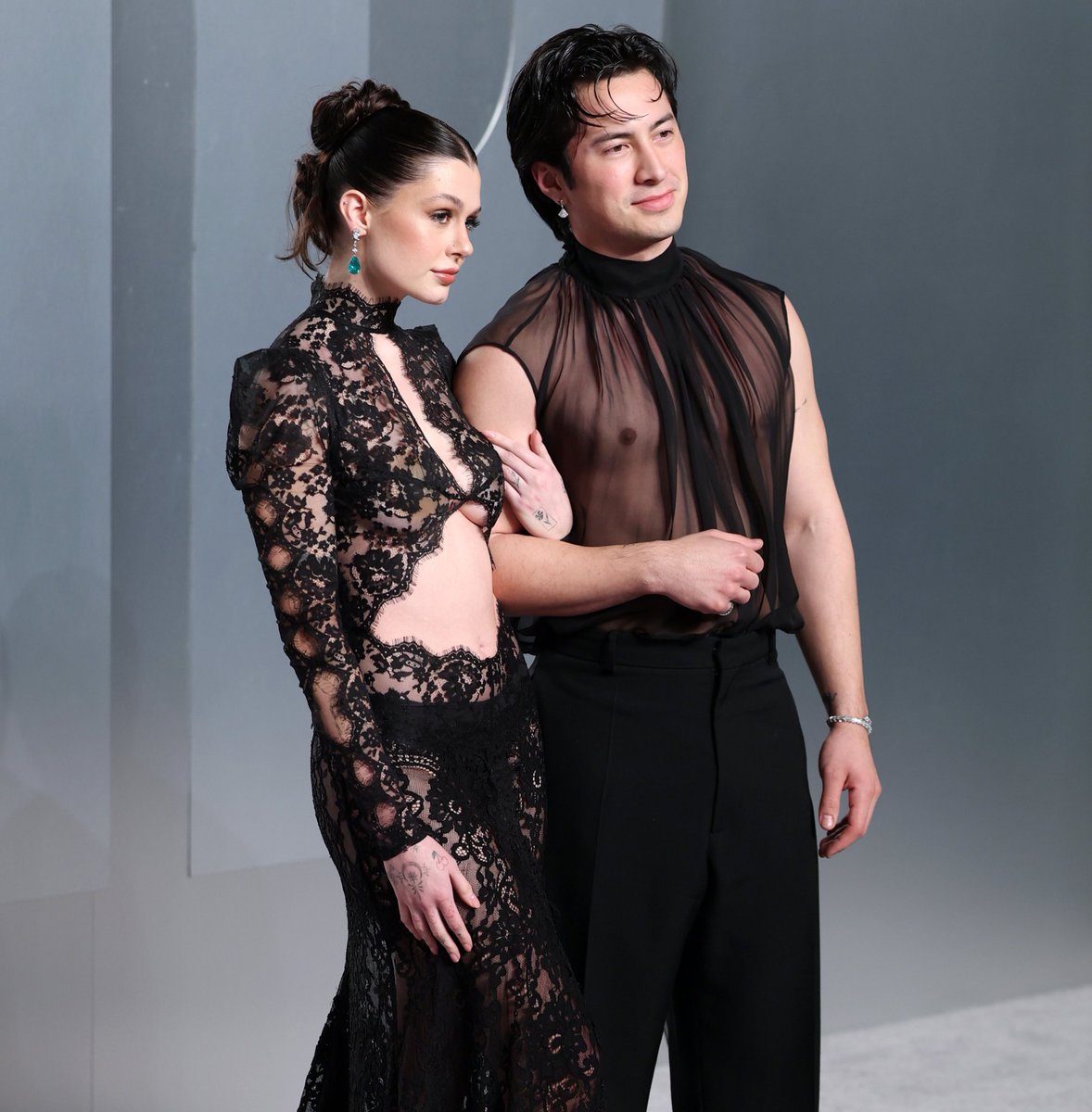 rozanov4thewin's tweet photo. ONE WORD. STUNNING. SHES STUNNING. HES STUNNING. SHES SO STUNNING. THEY LOOK STUNNING. JUST WOW. https://t.co/aNLL2UCy3d