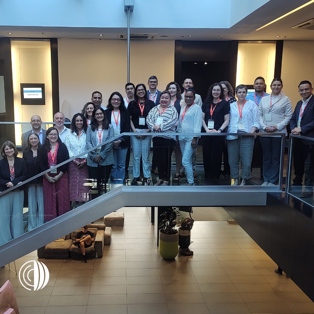 WOAH_Americas's tweet photo. Representantes de 20 países de la region se reúnen en Buenos Aires, Argentina 🇦🇷, para capacitarse sobre el sistema mundial de información zoosanitaria, WAHIS.

La recopilación y la publicación de datos sobre sanidad animal forman parte del mandato original de la OMSA desde su creación en 1924. El sistema ha ido evolucionando con el tiempo, desde los telegramas hasta la plataforma en línea.

Estos datos son de libre acceso para permitir una acción mundial eficaz en materia de sanidad animal y salud pública.

@SenasaAR