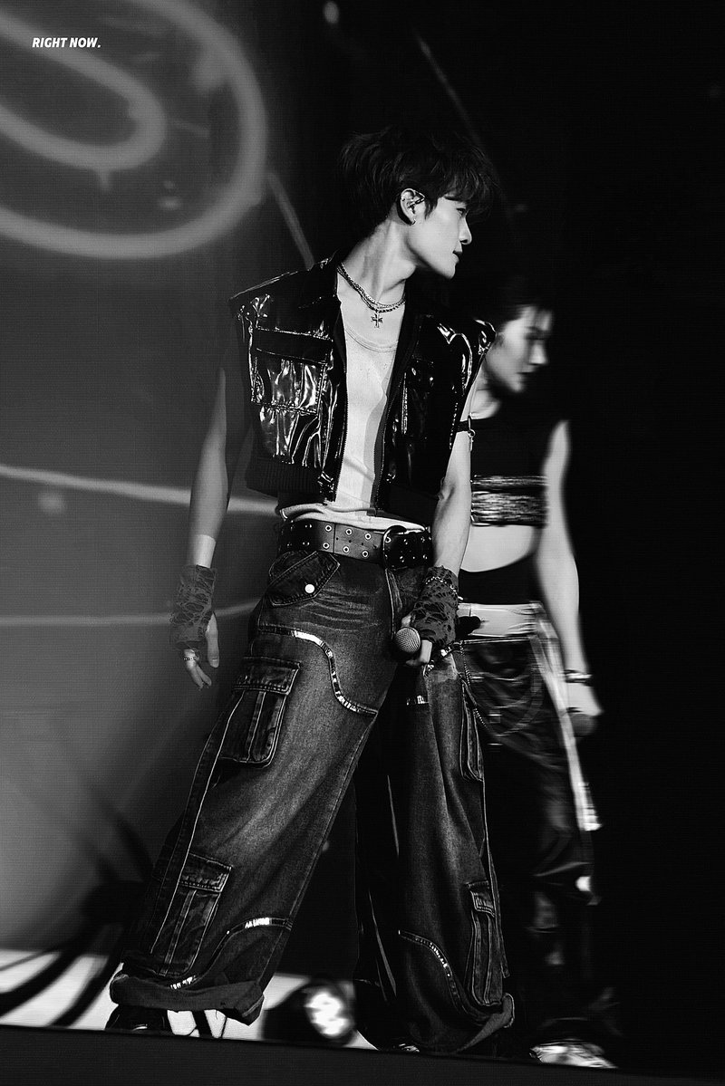 RIGHT NOW. tweet media