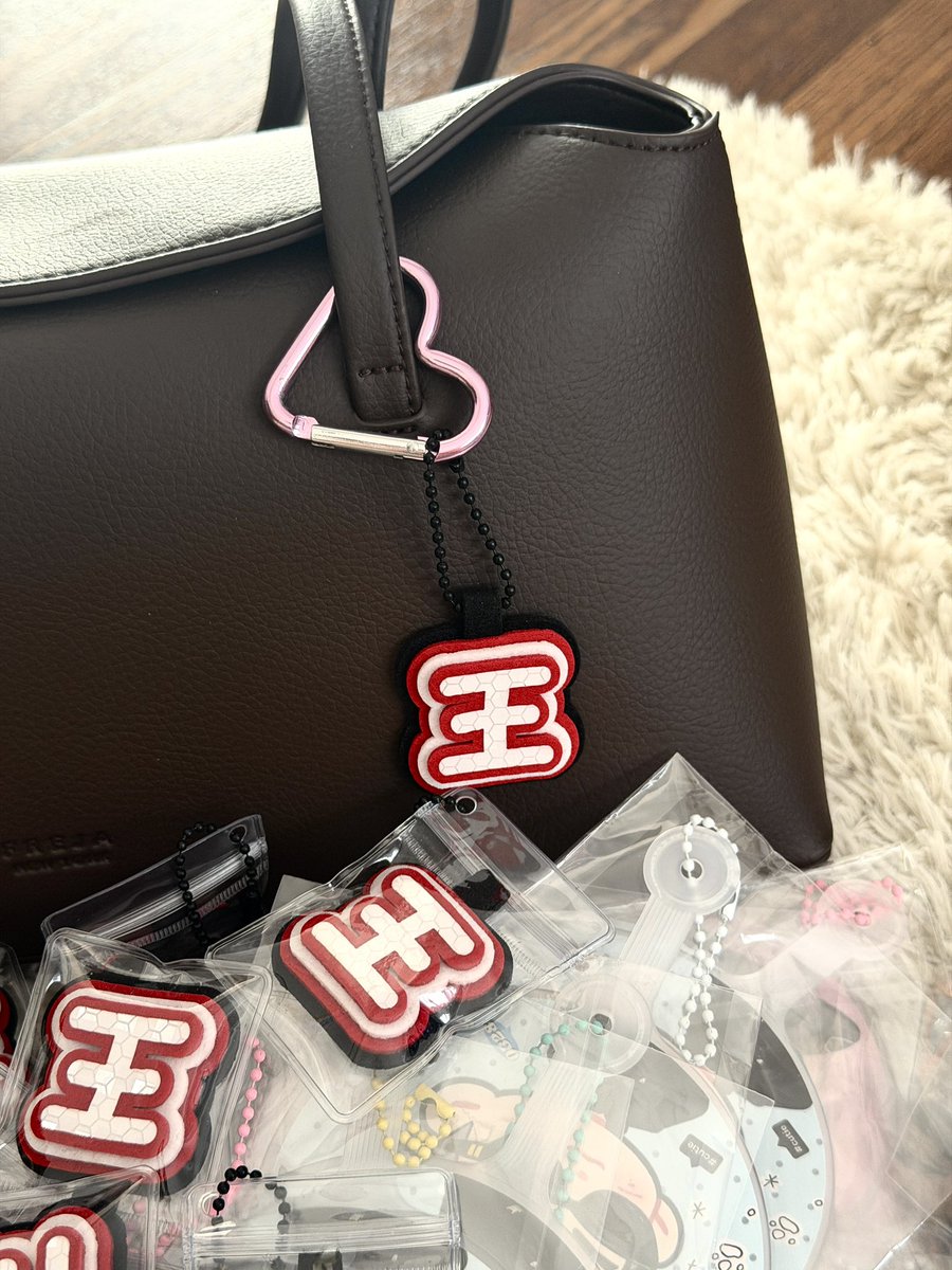 𝐣𝐢𝐚𝐨𝐳𝐢_ tweet media