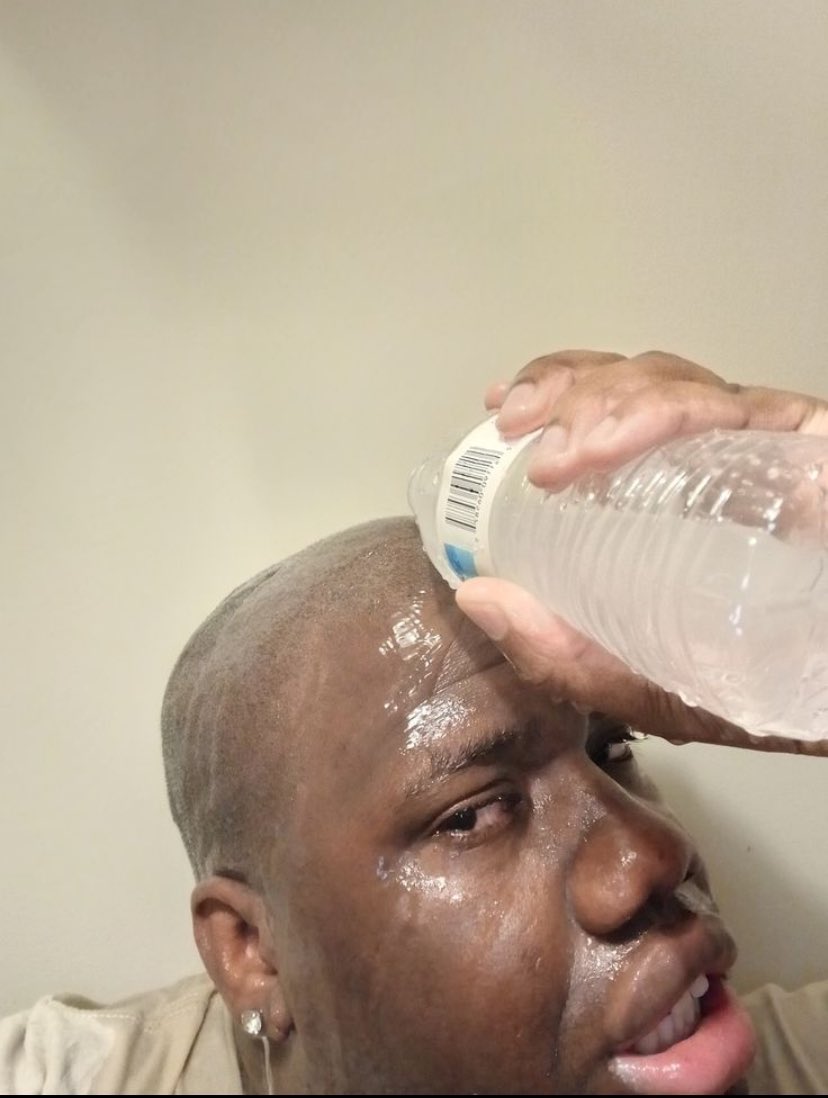 Essentialpro tweet media