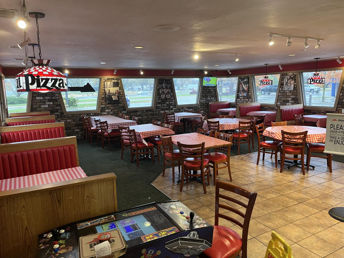 Palace Leavitt tweet media