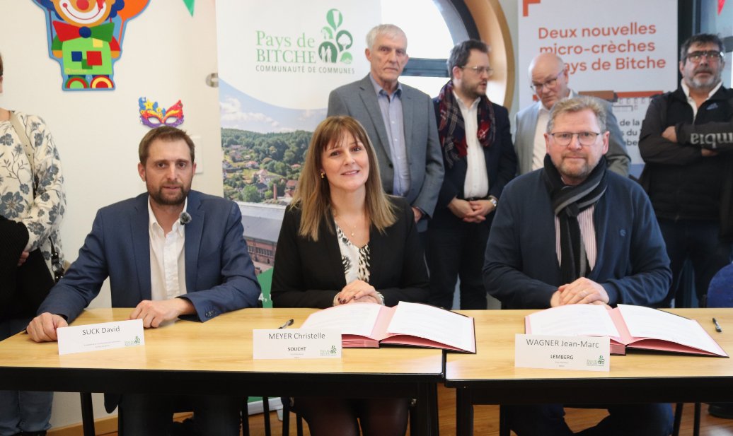 Hebdo57's tweet image. Le renouvellement de la Convention Territoriale Globale (CTG) entre la Communauté de Communes du Pays de #Bitche (CCPB) et la Caisse d’Allocations Familiale (#CAF) de la #Moselle veut articuler les politiques locales
➡️ ami-hebdo.com/au-pays-de-bit…