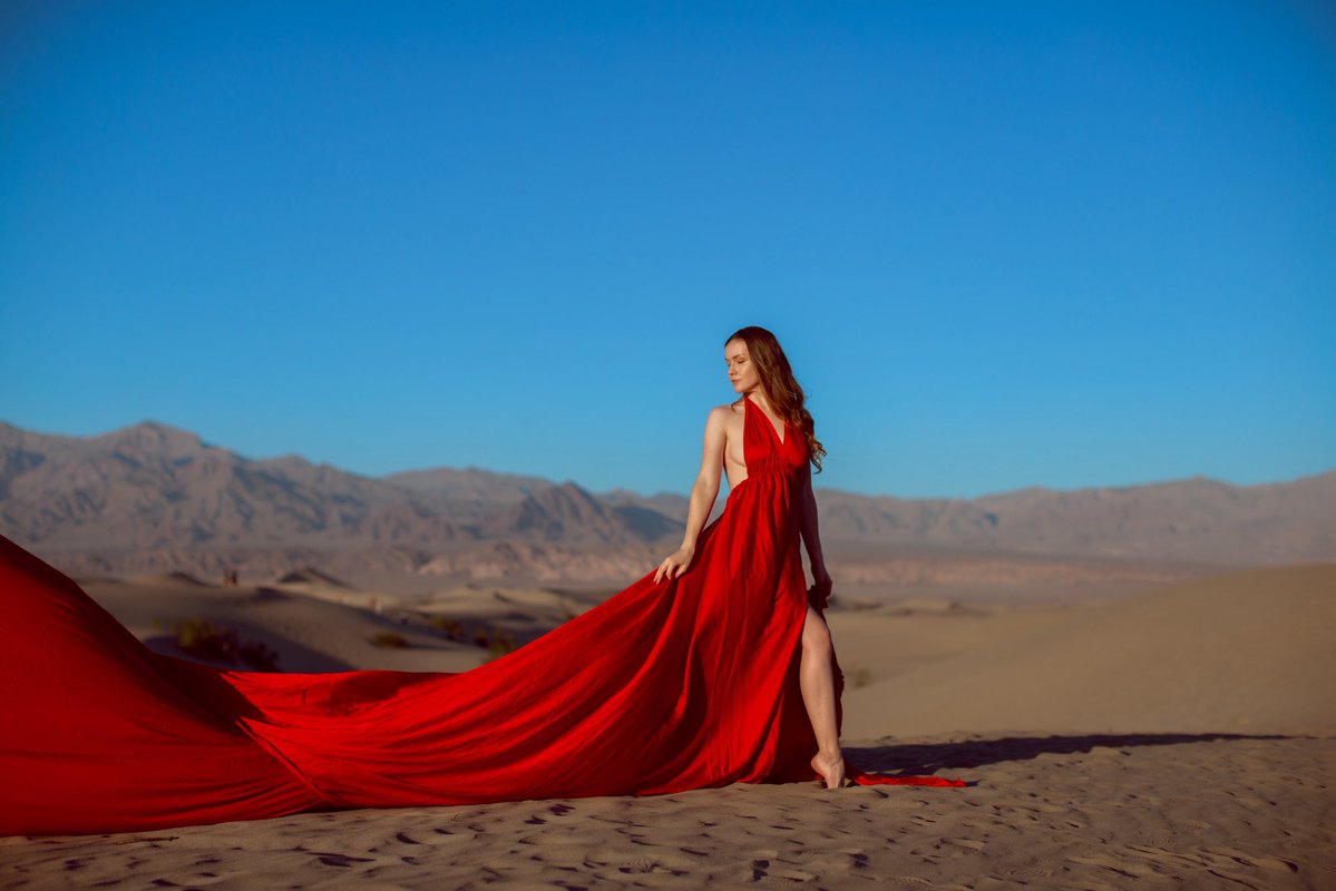 Emily Bloom tweet media