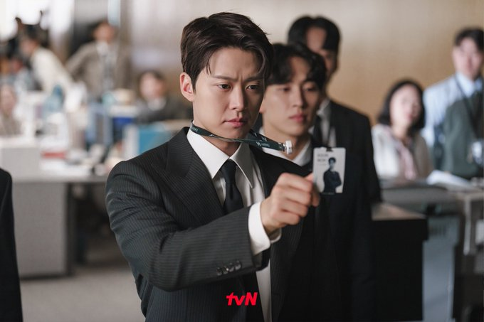 ikshaent's tweet photo. Filing For Love: Shin Hye Sun and Gong Myung Lead tvN’s Bold Office Romance
https://t.co/IECJUXWBqC
#FilingForLove #ShinHaeSun #GongMyung #SecretAudit #ShinHyeSun #은밀한감사 https://t.co/UQ4eTr67OF