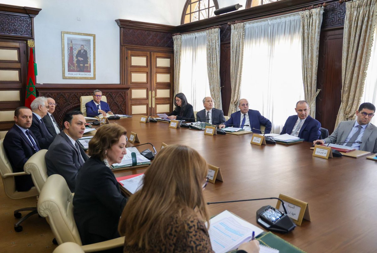 رئيس الحكومة المغربية tweet media