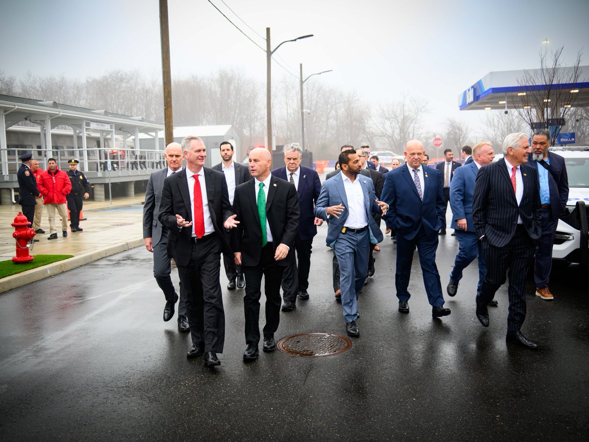 FBI New York tweet media