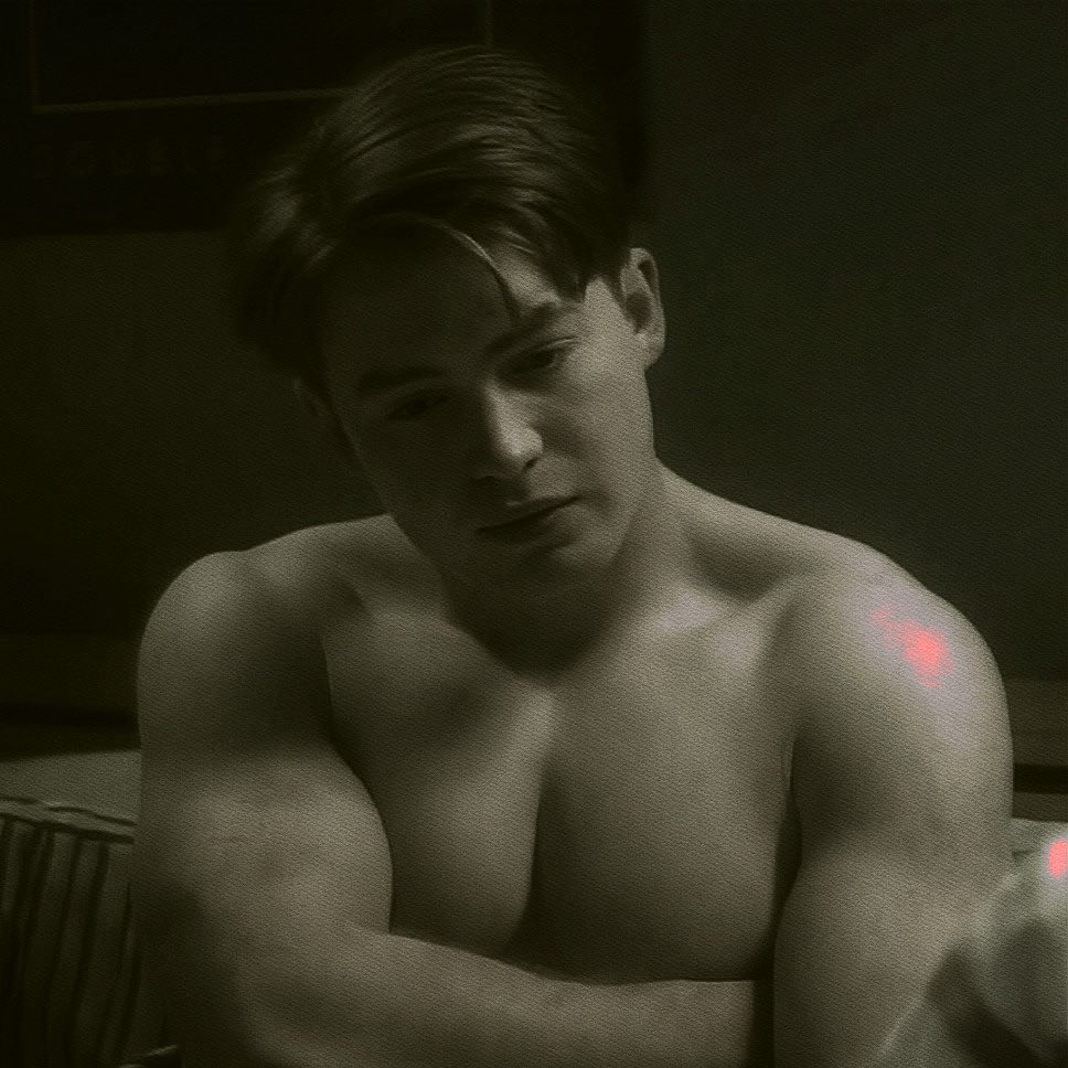 ᅠᅠ ᅠᅠᅠᅠ ᅠᅠ 𝓣𝙝𝙚 ᅠᅠ ᅠᅠ ᅠᅠ ᅠᅠ𝓦𝙧𝙞𝙩𝙚𝙧. tweet media