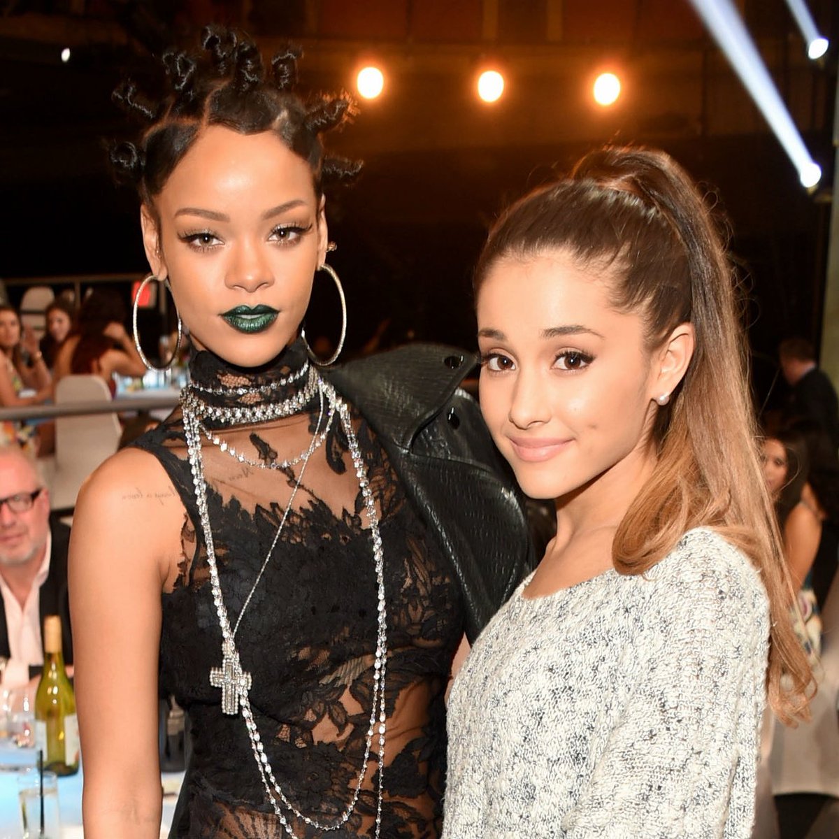 poppy 🦋 tweet media