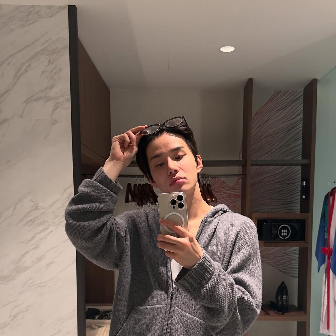 selfolssi ♤ tweet media