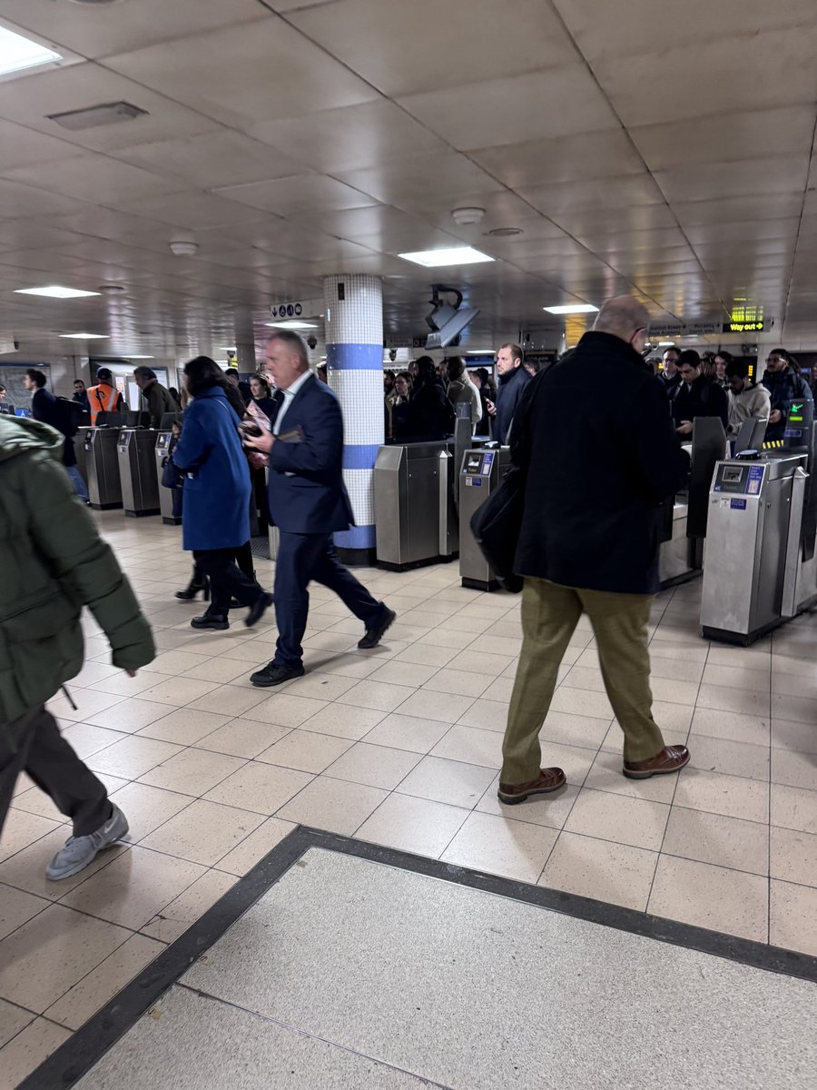 Kay Burley tweet media