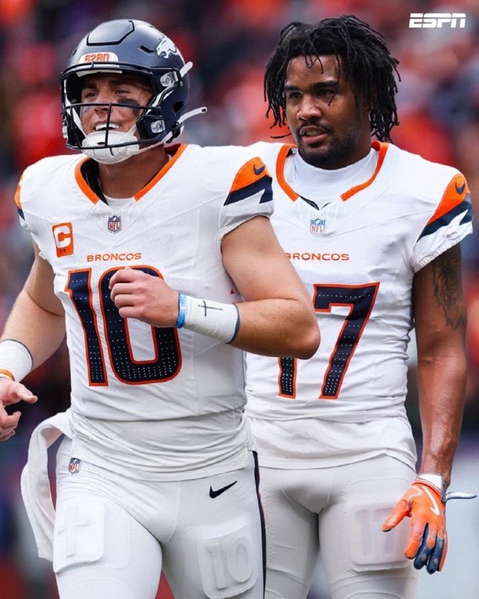 BroncosOwnYa🌿 tweet media