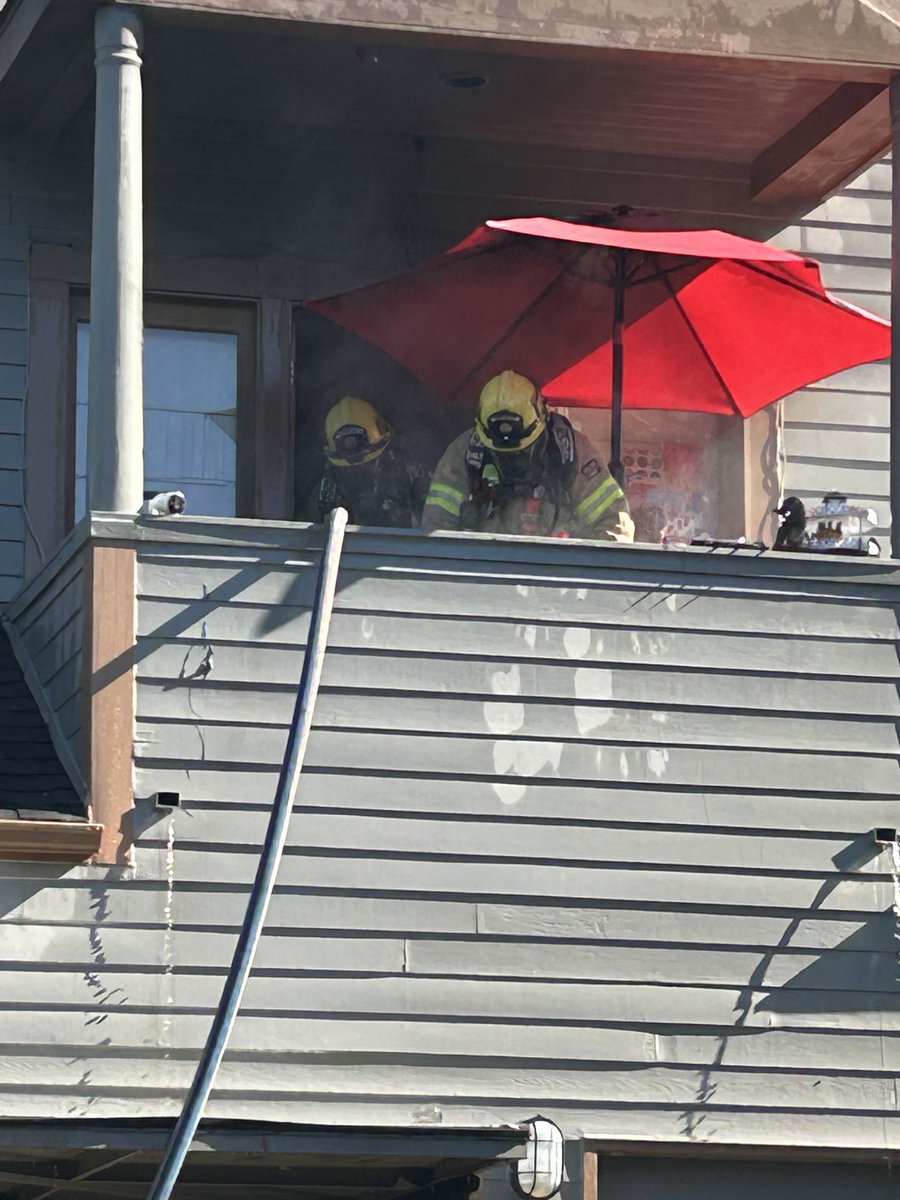 Montecito Fire tweet media