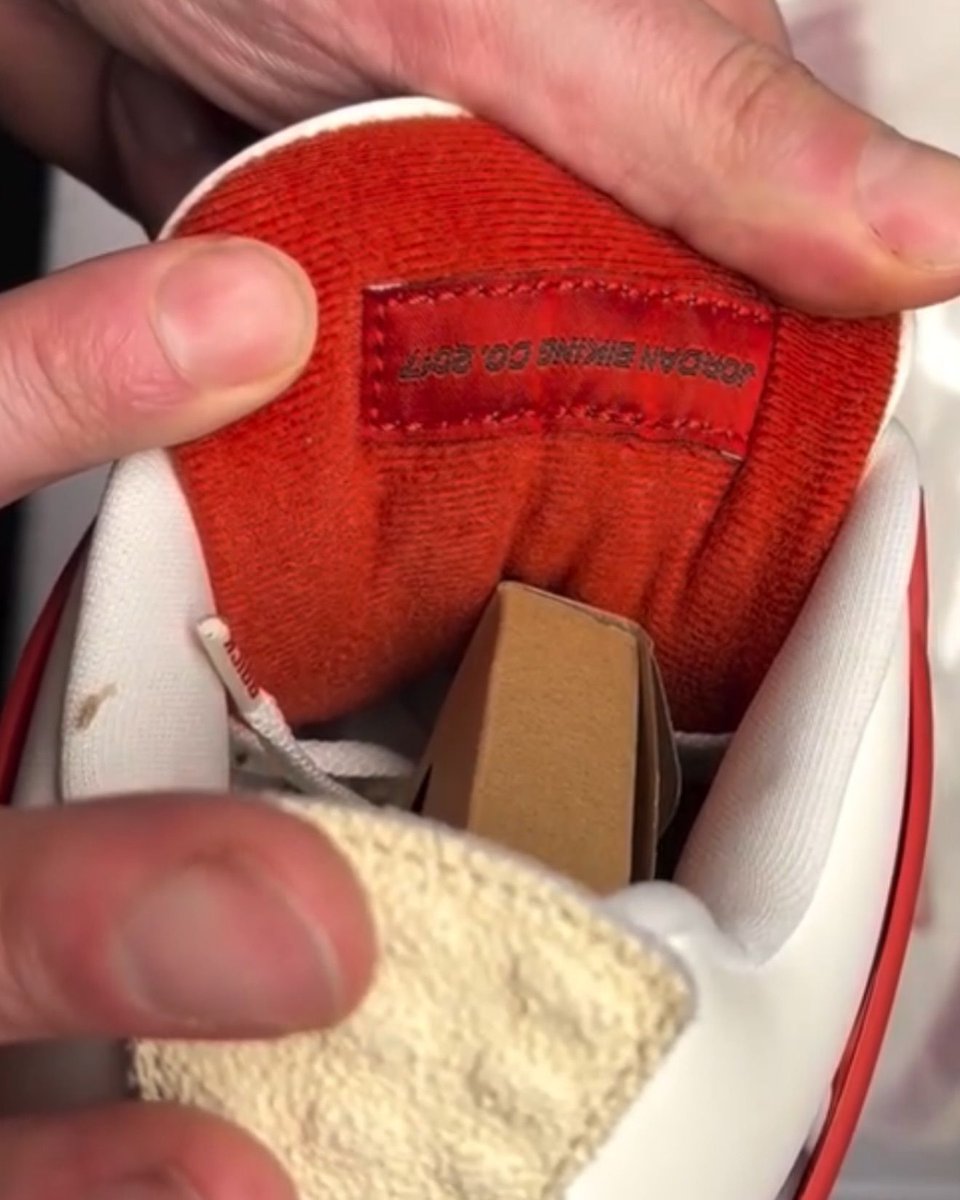 KicksFinder's tweet photo. CLOSER LOOK: Nigel Sylvester x Air Jordan 4 Retro OG SP "Brick After Brick" 🧱🚲️😮‍💨

🗓️ May 9th, 2026
📝 IQ8055-100 (MENS)
💰 $230 USD
📸 @ComplexSneakers
💵COP OR 🚮DROP? https://t.co/Ckvc4xQ0Ve
