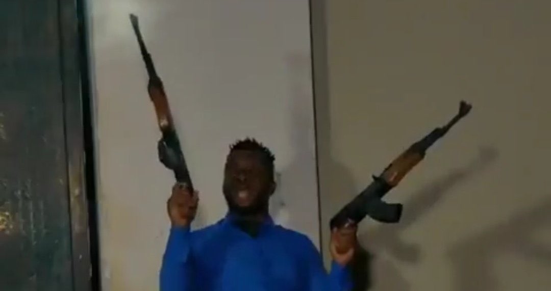 PUNDIT (fan) tweet media