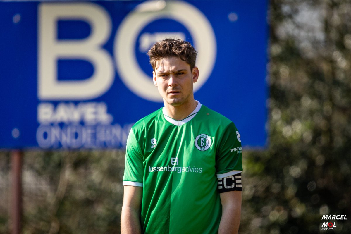 V.V. Bavel tweet media