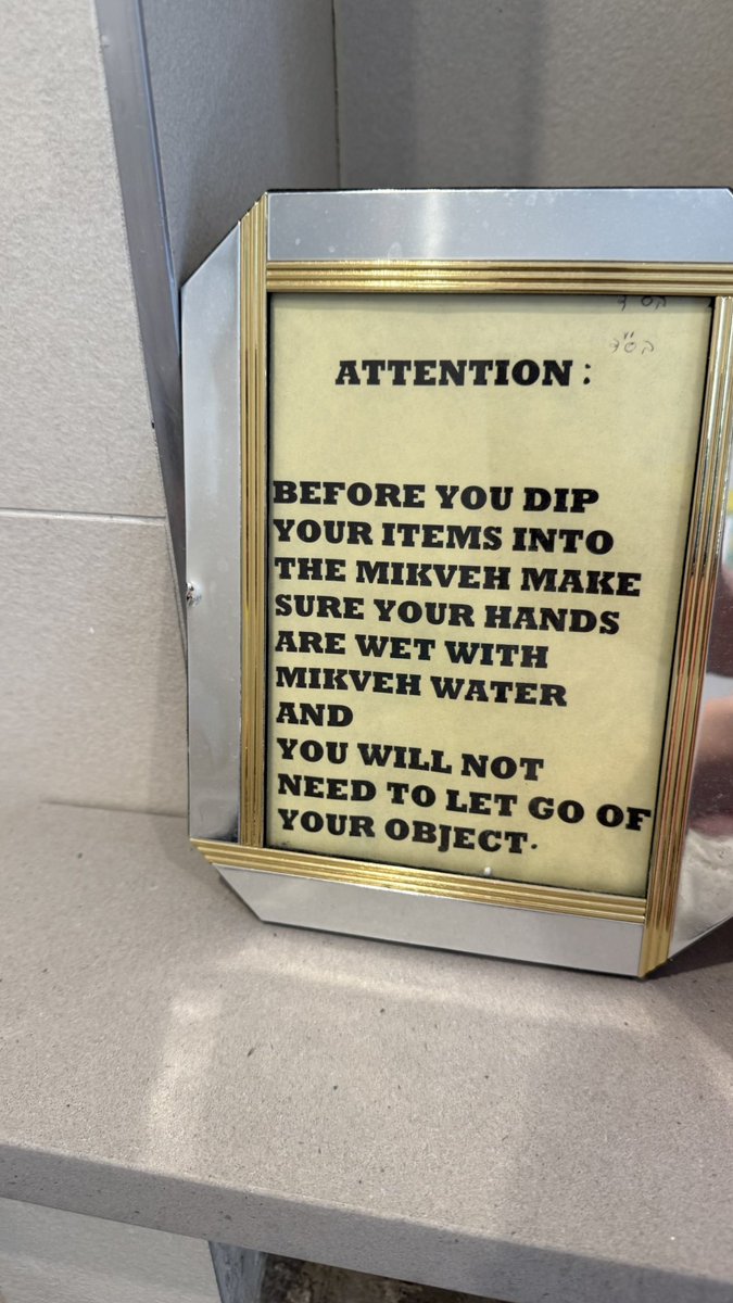 Andy Ellis tweet media