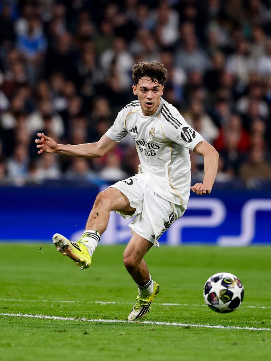 £!iå§🥷🤍 tweet media