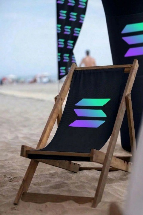 Solana Hub tweet media