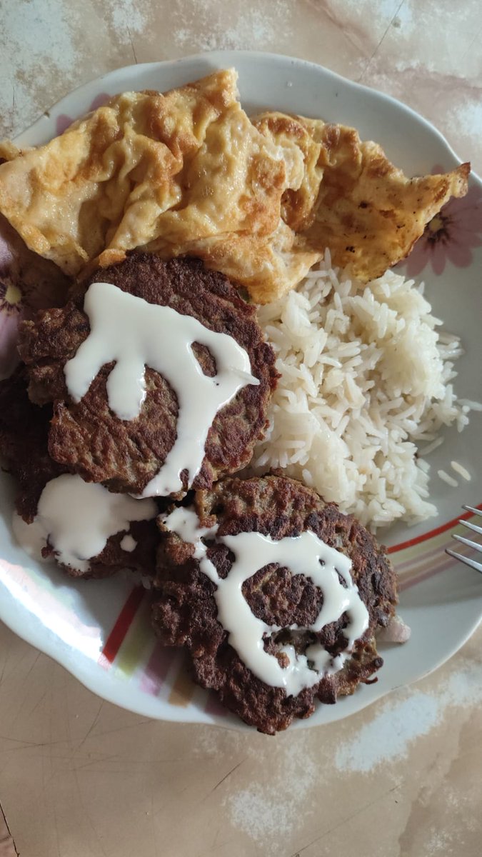 ＭＥＳＨＩ ＳＬＵＴＳ🍑. tweet media