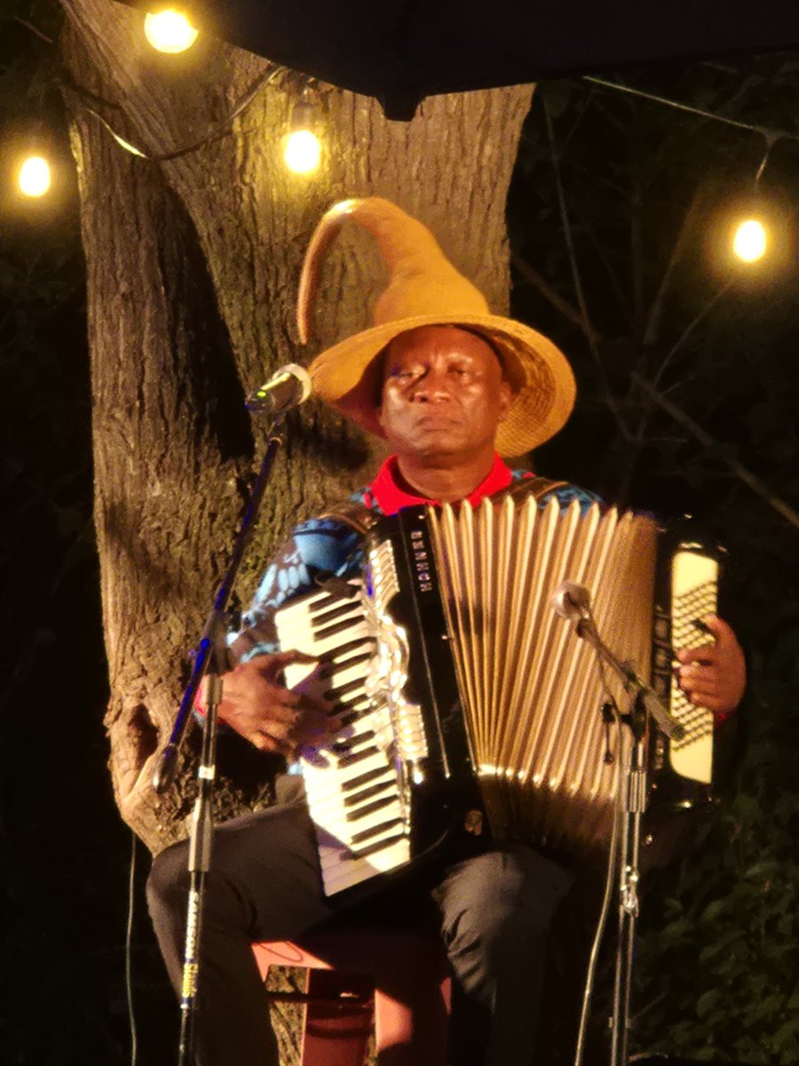 Mathe V.K. Ntsekhe tweet media