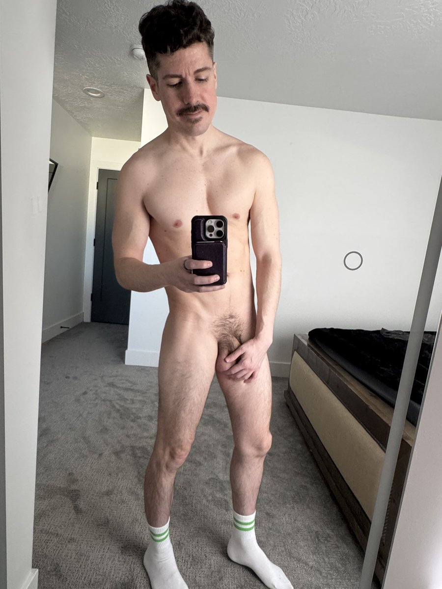 Carson Bates tweet media