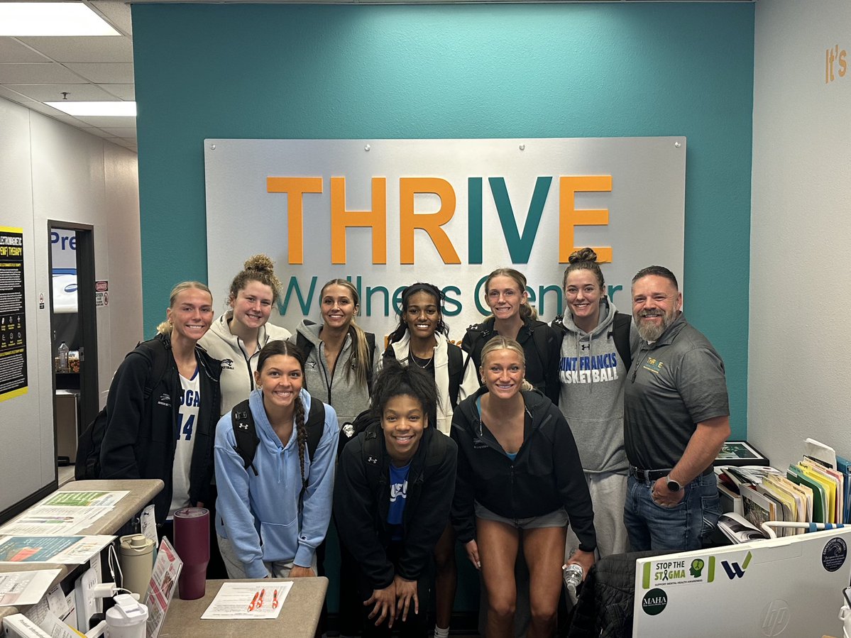 SF Women's Basketball tweet media