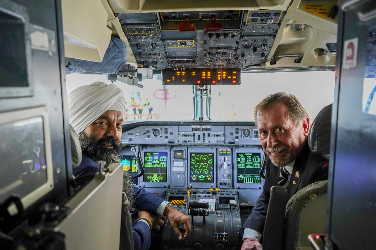 Development Canada tweet media