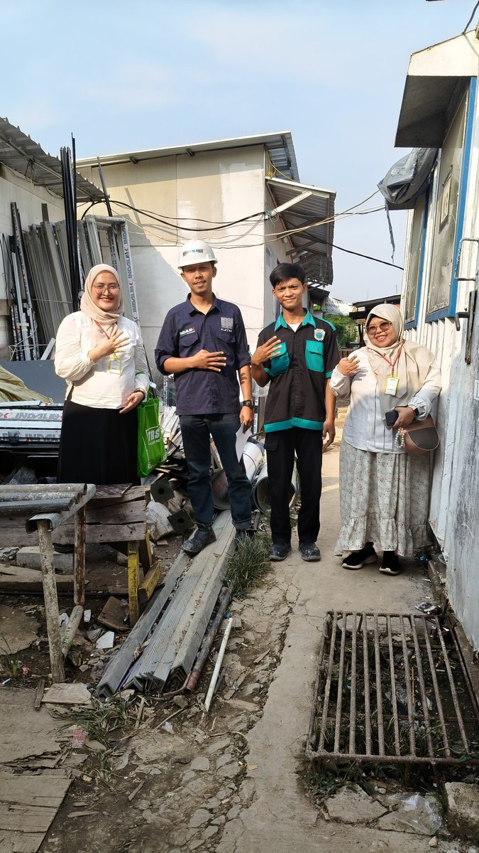 simplify tweet media