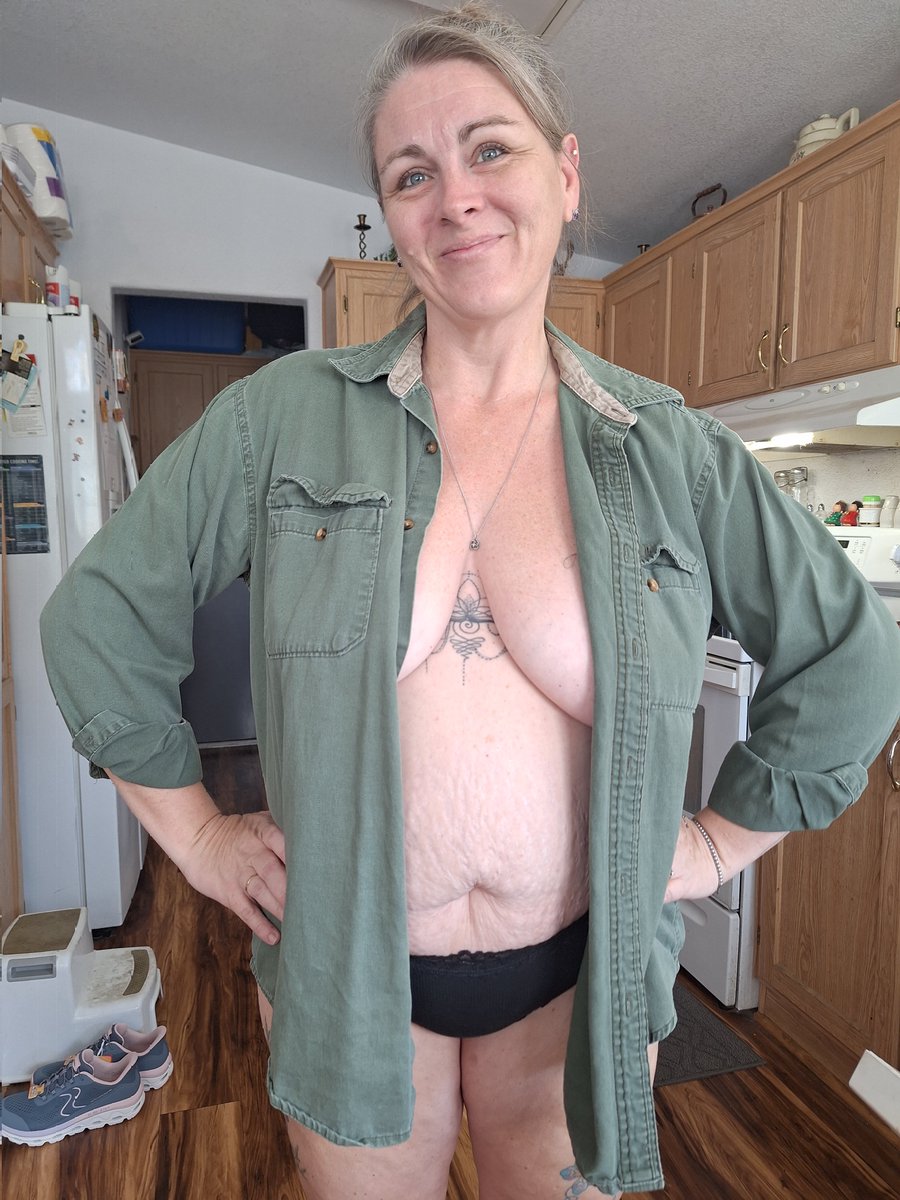 AzRed 🔞 tweet media