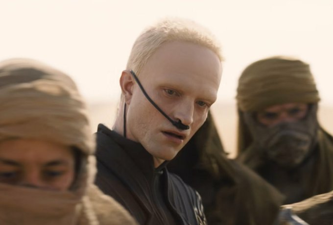 Nosso Bruce Wayne é O ATOR mesmo né.