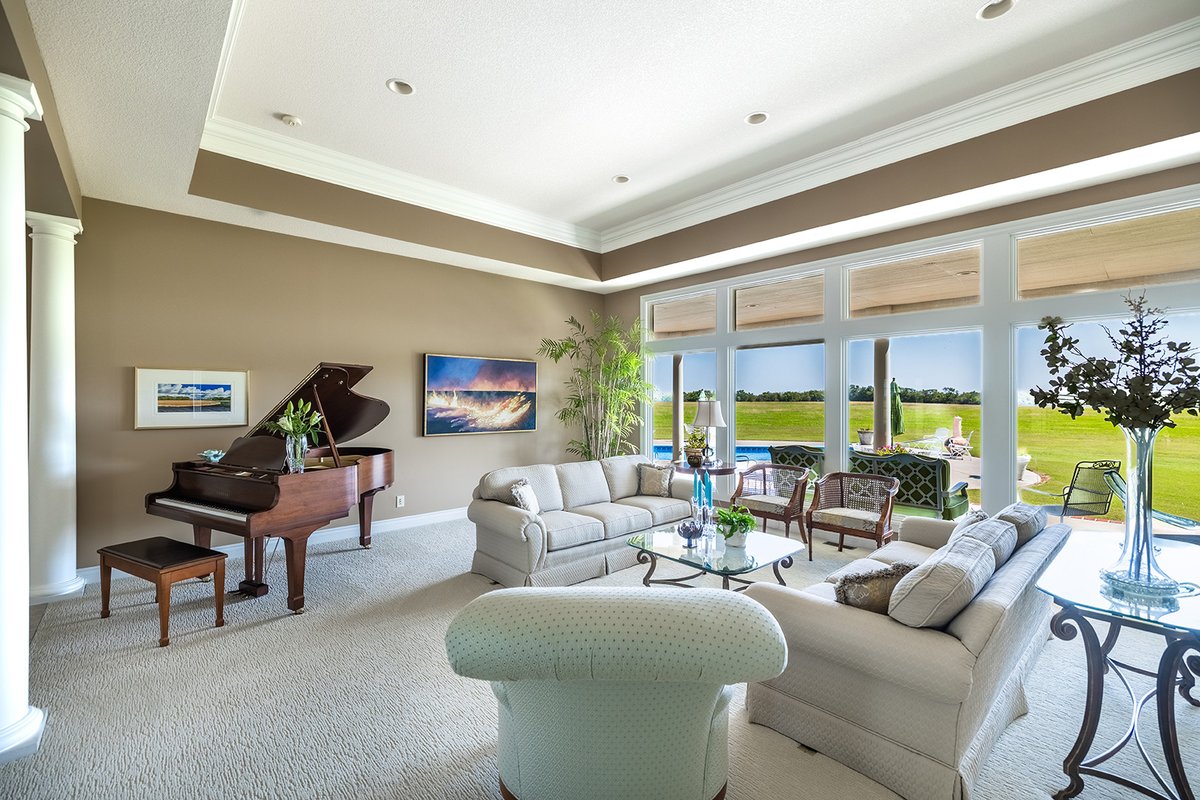 McCurdy Real Estate & Auction tweet media