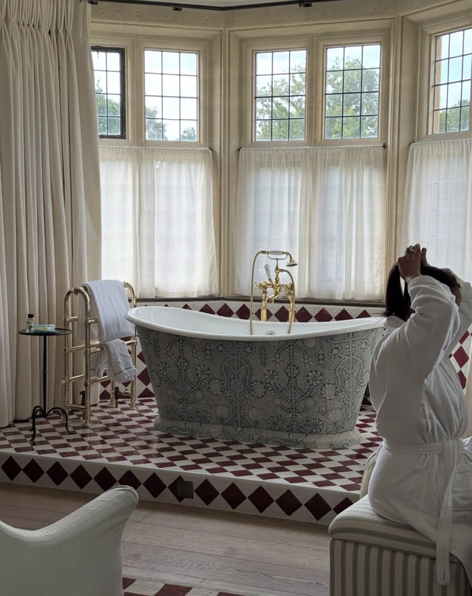 Shrmurda 💫 tweet media